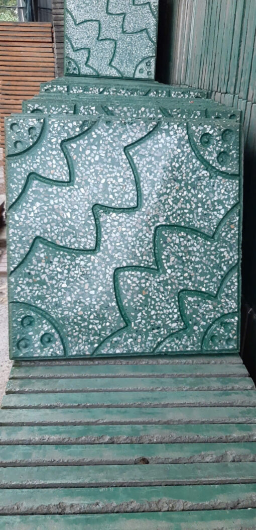 Gạch vỉa hè 400x400x30 mẫu bông cúc